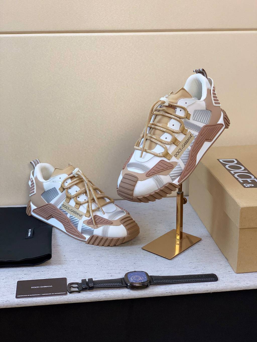 D*G sneaker